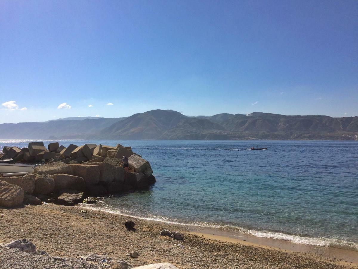 Tyrrhenian Sea Apartment Torre di Faro Dış mekan fotoğraf